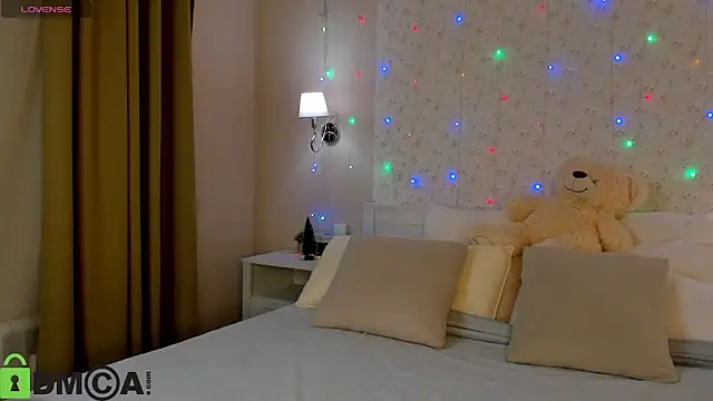 Jennifer Wadee online show from January 18, 2026, 11:52 pm