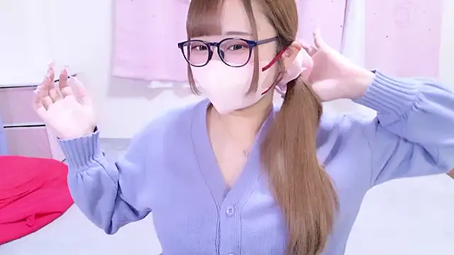 MAIKA pyon online show from October 8, 2025, 7:54 am