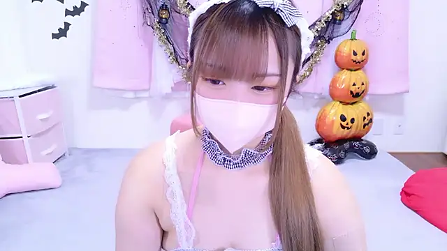 MAIKA pyon online show from November 2, 2025, 9:36 am