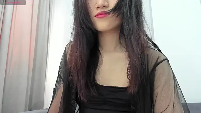 aenie online show from February 9, 2025, 9:05 am