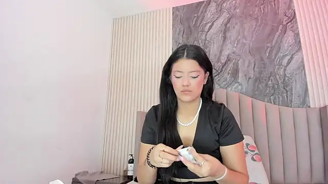 Zahra lloydd online show from January 15, 2025, 12:04 pm