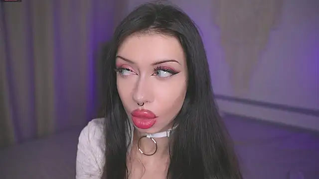 Devilsss toy online show from September 9, 2025, 3:43 pm