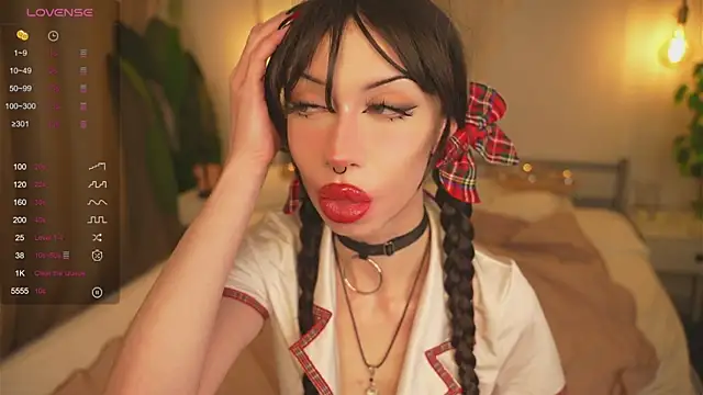 Devilsss toy online show from November 29, 2025, 3:45 pm