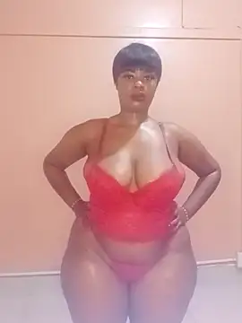Luciouslips00 online show from June 1, 2026, 1:33 pm