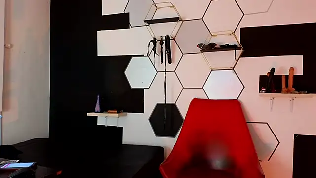 haileycat online show from March 7, 2025, 3:29 am