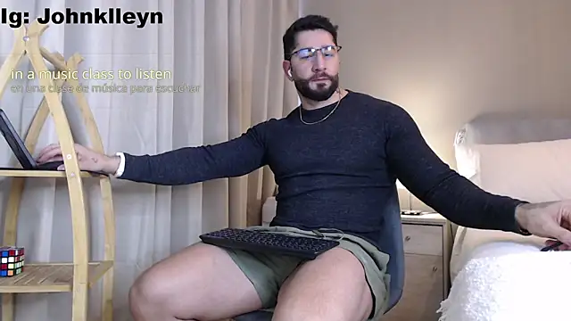jonhklleyn online show from June 2, 2026, 8:09 pm