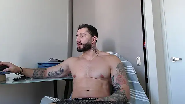 Snapshot of jonhklleyn chatting on March 19, 2025, 8:43 pm jonhklleyn online show from March 19, 2025, 8:43 pm