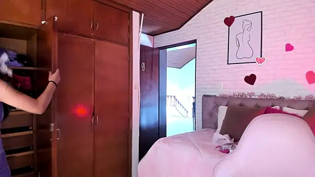 Kitty Pam online show from February 17, 2026, 8:17 pm