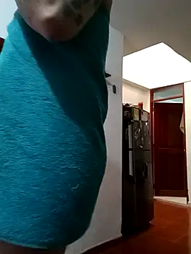 Snapshot of Dyr08 chatting on February 7, 2025, 9:04 pm Dyr08 online show from February 7, 2025, 9:04 pm