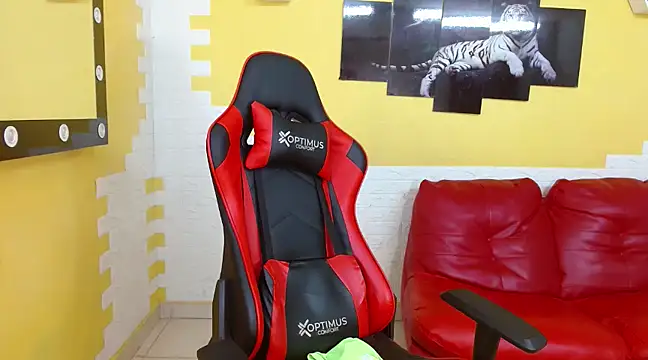 mau elixxx online show from January 31, 2025, 10:20 am