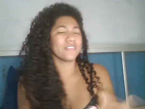 bellacrespalatina online show from January 14, 2026, 2:48 am