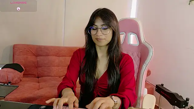 Jade Zephyra online show from February 3, 2026, 8:25 pm