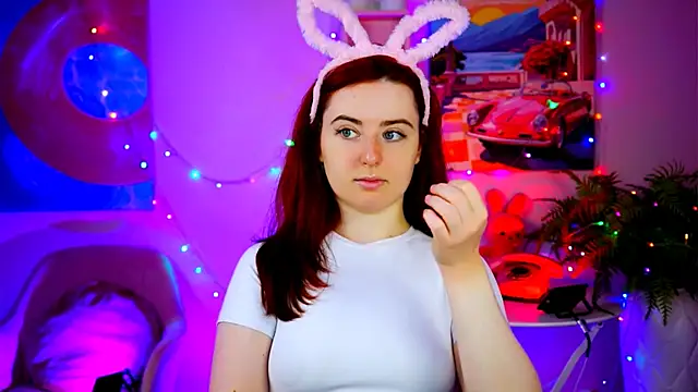 AnnTerry  online show from March 26, 2026, 9:07 am