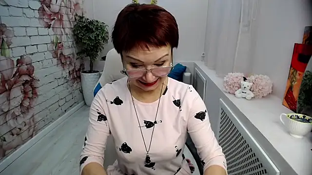 Cutie Asya online show from December 16, 2025, 5:00 am