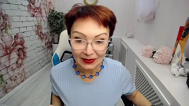 Cutie Asya online show from November 17, 2025, 5:44 am