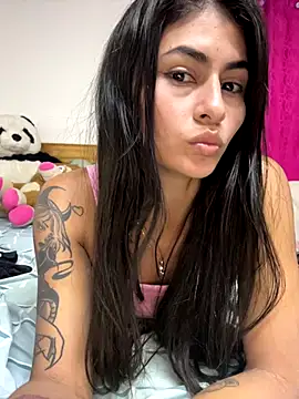 emilie xx  online show from October 1, 2025, 8:02 pm