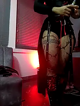 ShelyneMonique online show from March 23, 2025, 5:32 am