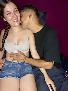 Snapshot of Jonlis01 chatting on March 7, 2025, 9:06 pm Jonlis01 online show from March 7, 2025, 9:06 pm