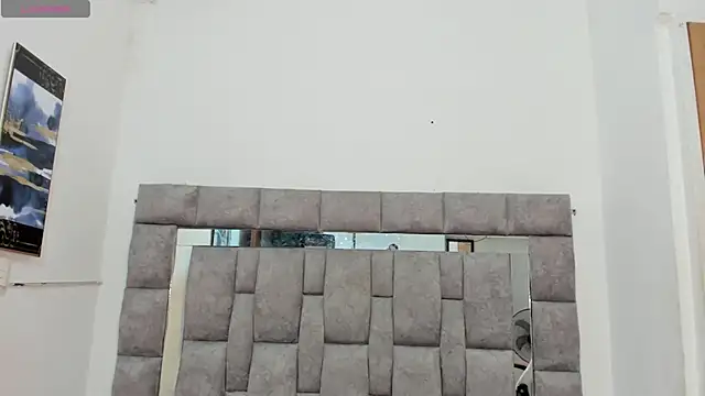 zulyjones online show from September 24, 2025, 12:11 pm