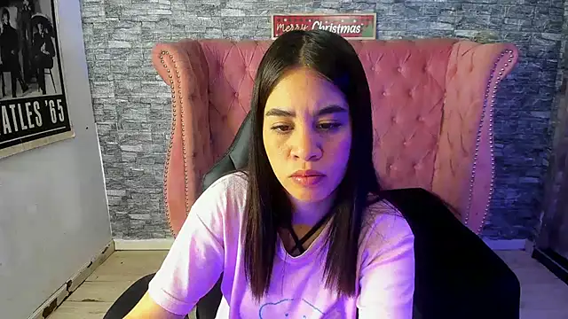 Mila Scott online show from December 17, 2024, 4:12 am