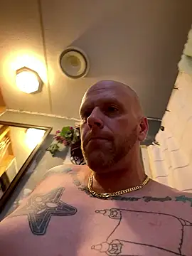 Daddyking6989 online show from January 14, 2026, 8:34 pm