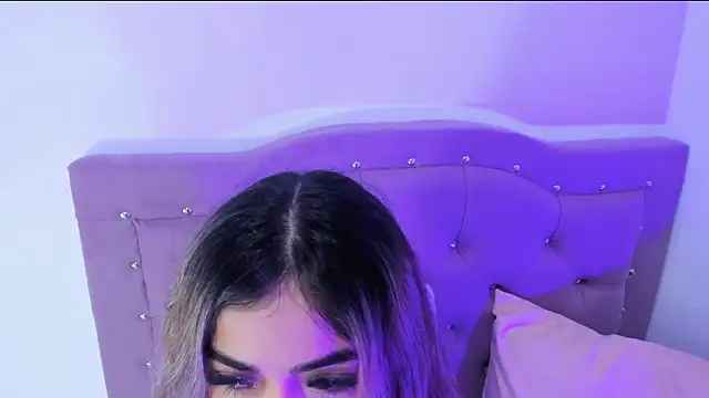 Snapshot of Annyy_Ricee28 chatting on September 11, 2025, 1:22 pm Annyy Ricee28 online show from September 11, 2025, 1:22 pm