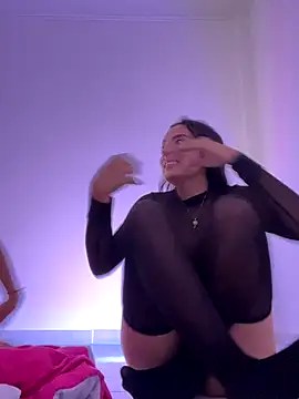 EmySofia online show from September 9, 2025, 4:11 am