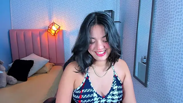 Snapshot of DENISERICHARD2 chatting on October 22, 2025, 12:37 pm DENISERICHARD2 online show from October 22, 2025, 12:37 pm