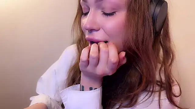 PaulaPratt online show from January 24, 2025, 4:16 am