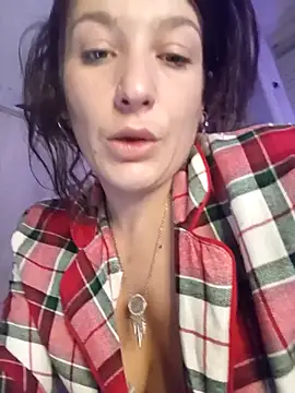 xx Dreamloveme online show from November 21, 2025, 11:04 pm