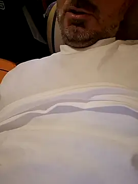 1talianBeutifulCock online show from October 22, 2025, 12:37 pm