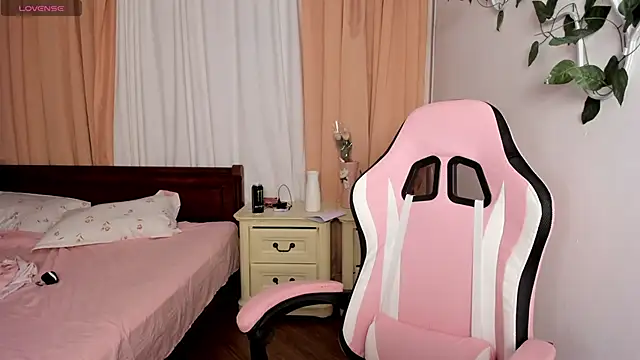 Velvetsky 1 online show from October 29, 2025, 2:38 pm