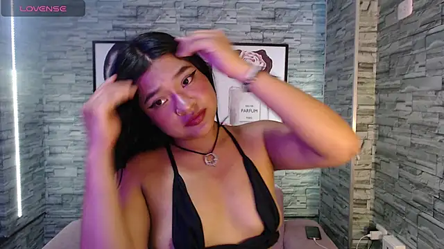 Snapshot of _Katalina_b chatting on January 31, 2025, 10:10 pm Katalina b online show from January 31, 2025, 10:10 pm