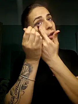 Snapshot of perla97 chatting on November 9, 2025, 6:12 pm perla97 online show from November 9, 2025, 6:12 pm