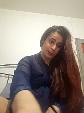 Snapshot of perla97 chatting on December 22, 2024, 12:39 am perla97 online show from December 22, 2024, 12:39 am