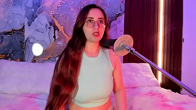 centaurigirl online show from September 28, 2025, 10:50 pm