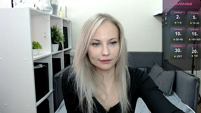 Sunny bunny6 online show from September 19, 2025, 6:06 am