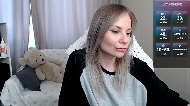 Sunny bunny6 online show from April 13, 2026, 2:37 am