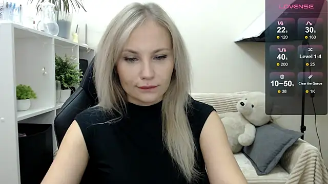 Sunny bunny6 online show from October 22, 2025, 3:50 am