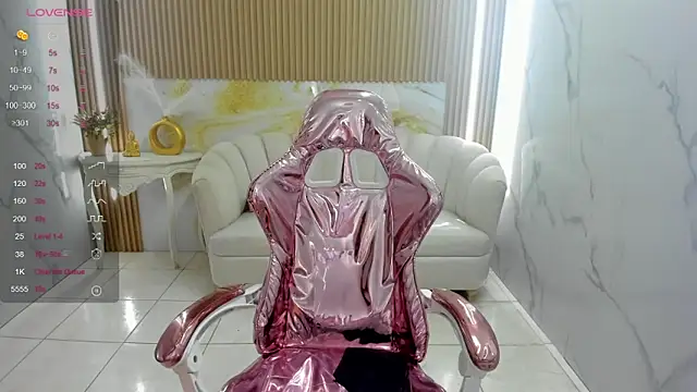 violet sub online show from November 19, 2025, 1:44 pm