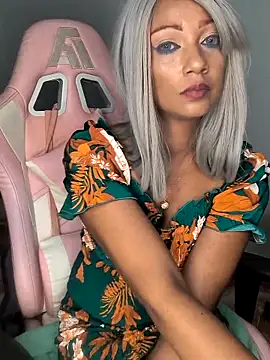 Snapshot of Amaliu_ chatting on May 7, 2026, 2:31 pm Amaliu online show from May 7, 2026, 2:31 pm