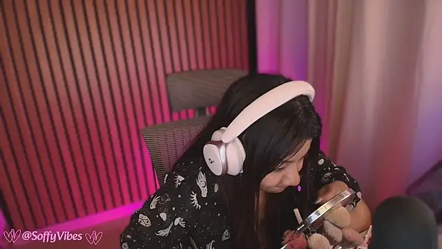 soffyvibes- online show from February 17, 2026, 12:41 am