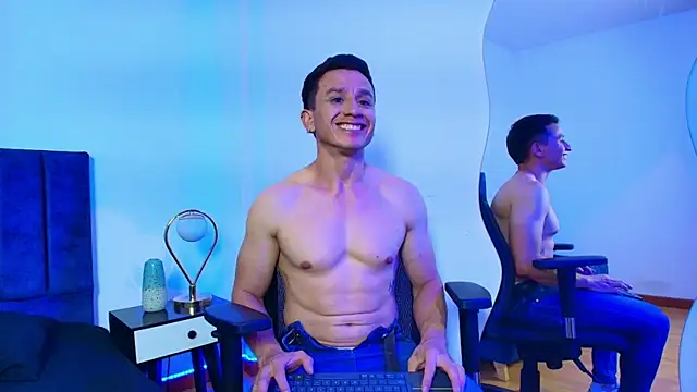 Andrewfalcon online show from September 13, 2025, 7:36 pm