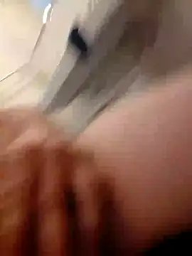 Snapshot of mikaaaaase chatting on October 3, 2025, 6:04 am mikaaaaase online show from October 3, 2025, 6:04 am