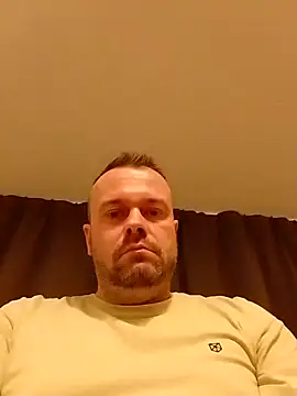 Snapshot of mikaaaaase chatting on October 5, 2025, 12:34 am mikaaaaase online show from October 5, 2025, 12:34 am