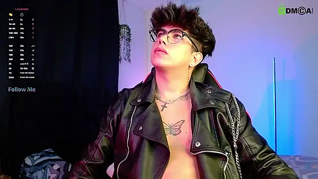 LyleBennett  online show from November 7, 2025, 11:26 am