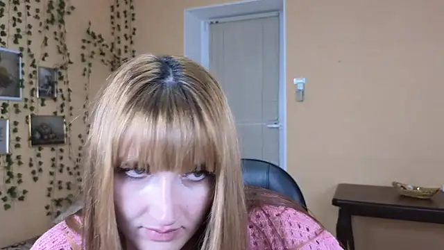 Snapshot of Nika_Kitten chatting on February 26, 2025, 11:41 pm Nika Kitten online show from February 26, 2025, 11:41 pm