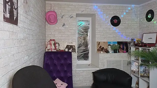 Snapshot of Nika_Kitten chatting on September 29, 2025, 4:23 pm Nika Kitten online show from September 29, 2025, 4:23 pm