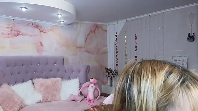 Snapshot of Nika_Kitten chatting on March 7, 2025, 2:45 pm Nika Kitten online show from March 7, 2025, 2:45 pm