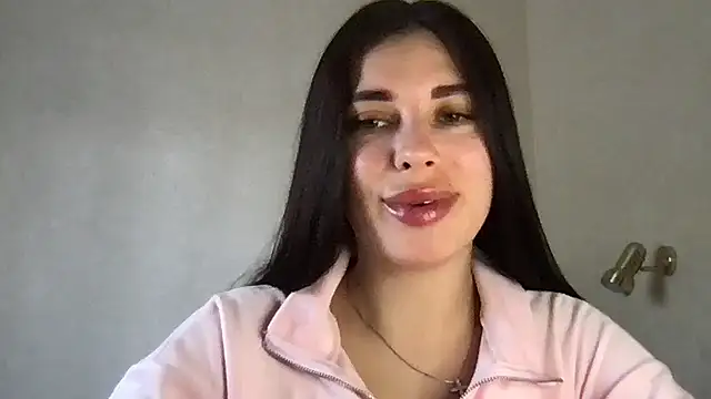 MoonriseGoddess online show from April 10, 2026, 9:05 am